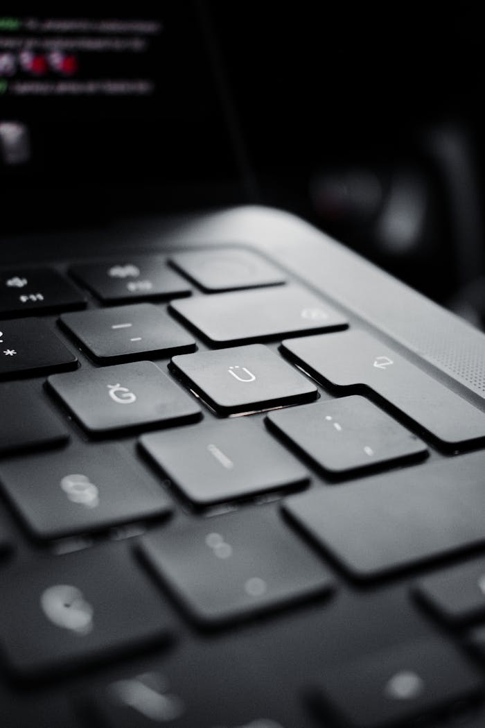 close-up-of-modern-laptop-keyboard-keys-33454829