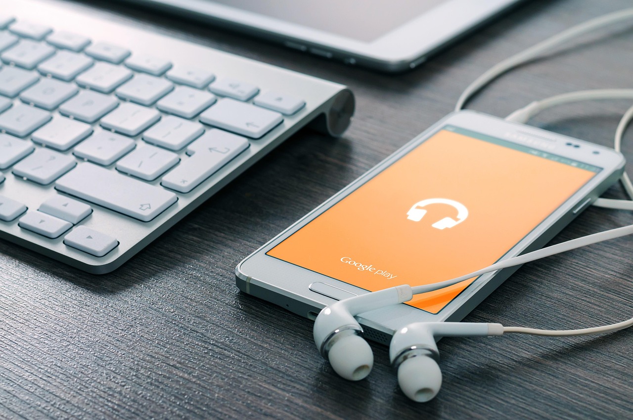creative-03 samsung, phone, music, play, earphones, playing music, listening to music, listen, google, design, digital, mobile, android, technology, device, gadget, music, music, music, music, music
